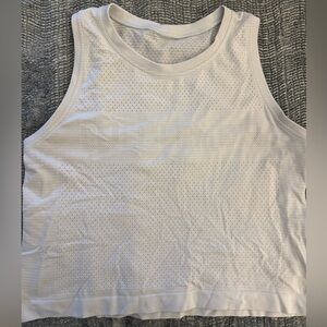 Lululemon muscle crop white